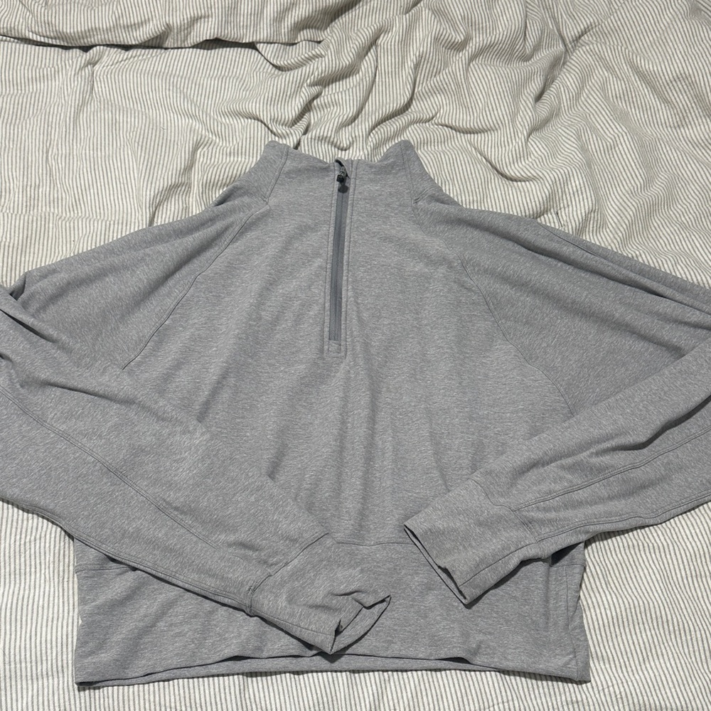 Lululemon ready to rulu half zip size 8